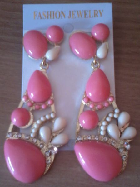 Brinco c/ Pedraria Rosa